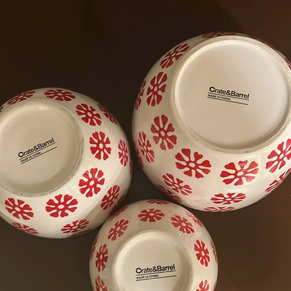 Crate & Barrel set of 3 dishes